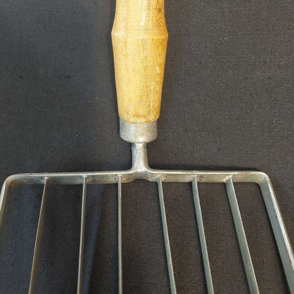 Rare Vintage Commercial Cheese CURD HARP Cutter w. Wooden Handle