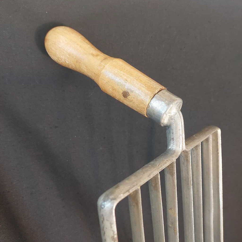 Commercial Cheese CURD HARP Cutter w. Wooden Handle