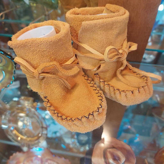 Moosehide Size 4 Moccasin Wrap Bootie - The URBANARY Home and Garden