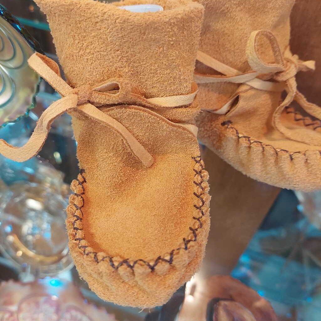 Moosehide Size 4 Moccasin Wrap Bootie - The URBANARY Home and Garden