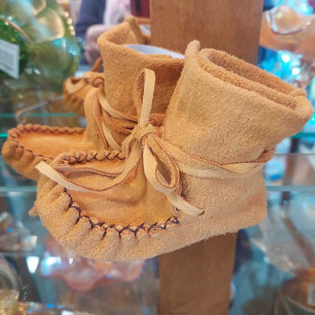 Moosehide Size 4 Moccasin Wrap Bootie - The URBANARY Home and Garden