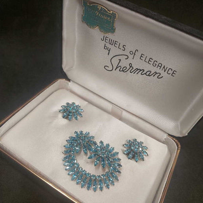 1950 Sherman Blue Caribbean Sea Brooch and Clip On Earring Set in Original Box - The URBANARY Home and Garden