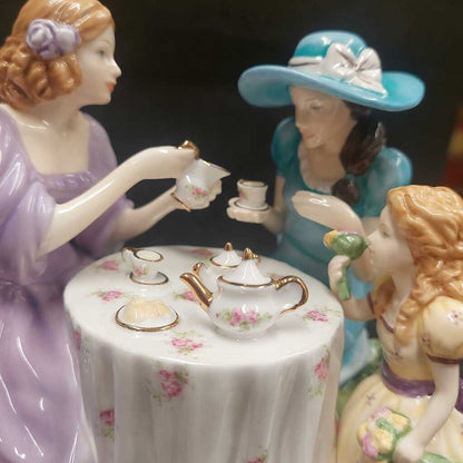 Royal Doulton 'Afternoon Tea" HN5498 Pretty Ladies Signed Ltd Ed - The URBANARY Home and Garden