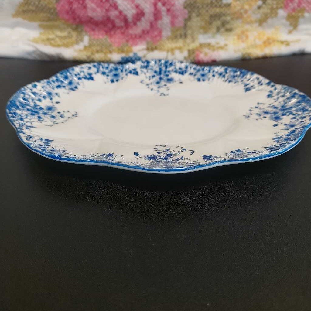 Shelley England Dainty Blue Gravy Boat And Underplate Pattern No 051 28