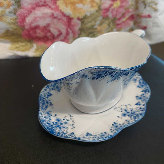 Shelley England Dainty Blue Gravy Boat And Underplate Pattern No 051 28