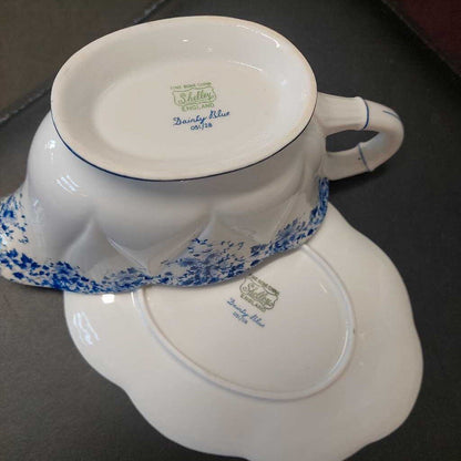 Shelley England Dainty Blue Gravy Boat And Underplate Pattern No 051 28