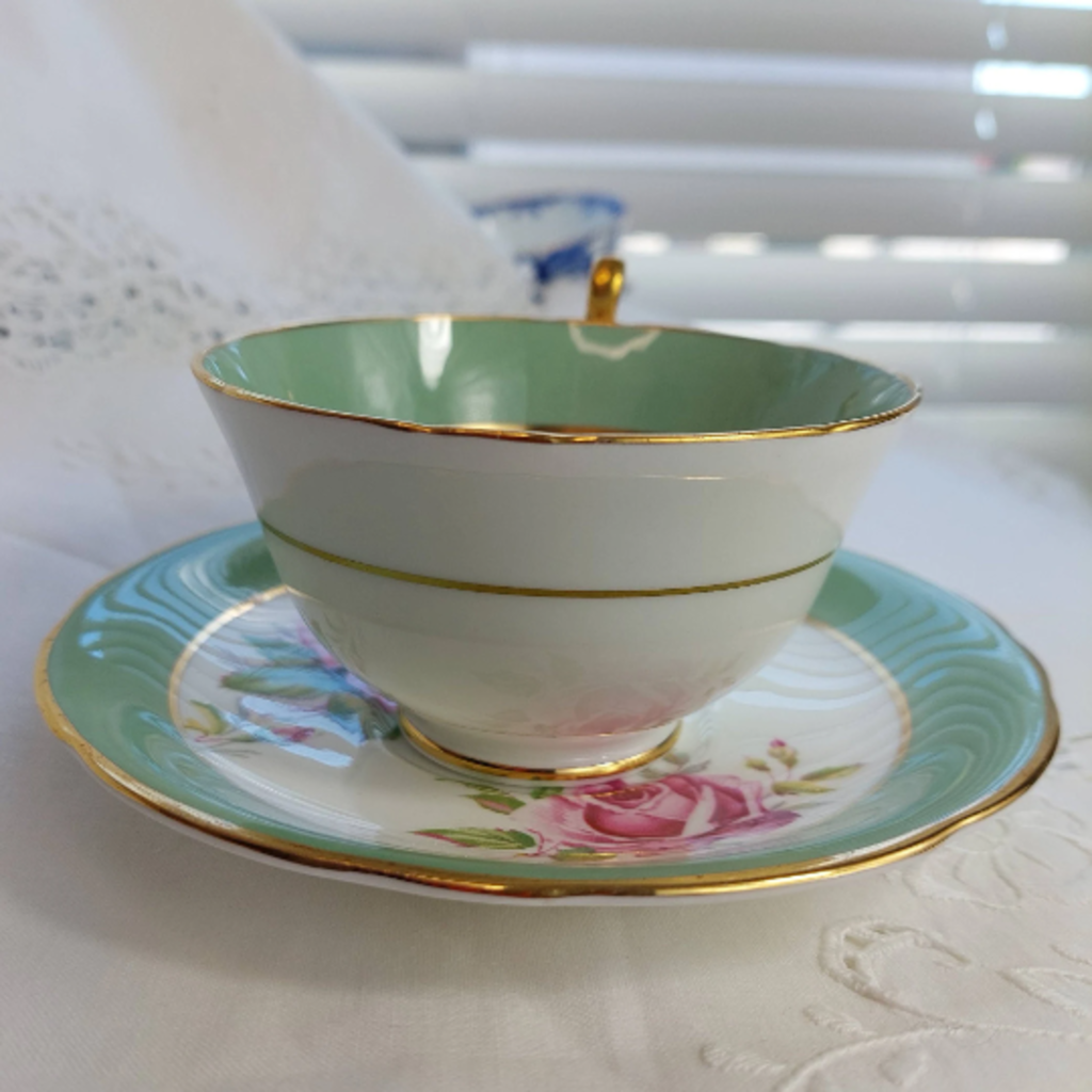 RARE AYNSLEY Double Cabbage Rose C1259 Tea Cup and Saucer